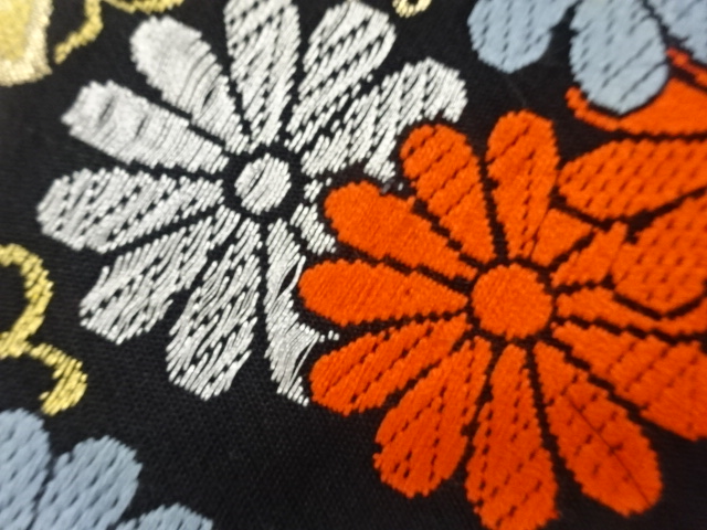 着物・帯 ] - 袋帯 桐に菊唐草模様織出し袋帯 | 宗 sou::お茶道具